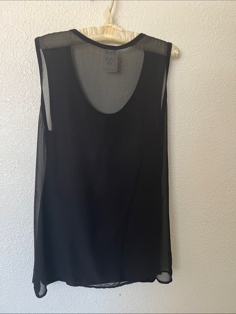 Vocal-Blk w/ White Winged Cross Graphic Medium - Picture 4 of 5